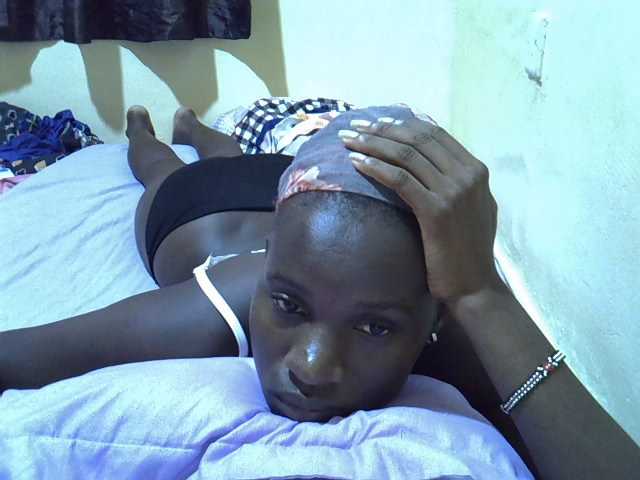 sexxy-maya1 live cam on BongaCams