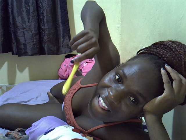 sexxy-maya1 live cam on BongaCams