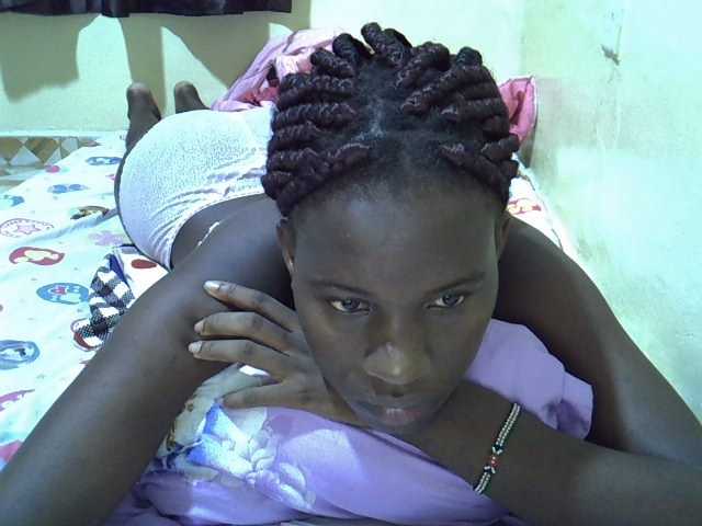 sexxy-maya1 live cam on BongaCams