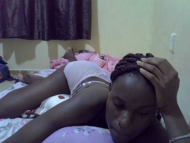 sexxy-maya1 live cam on BongaCams