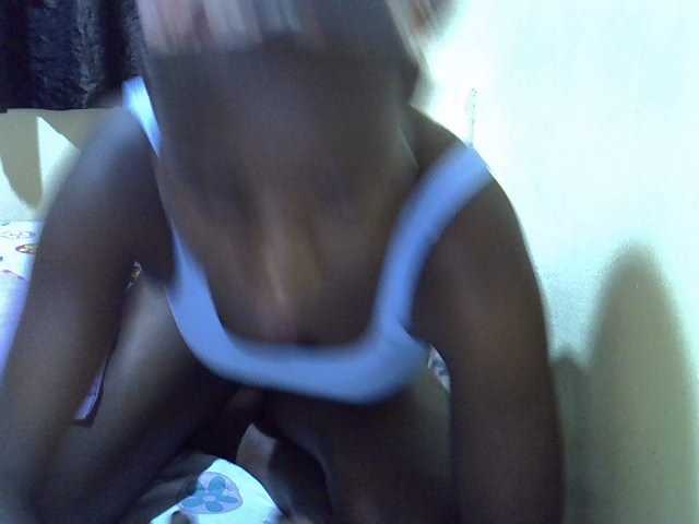 sexxy-maya1 live cam on BongaCams