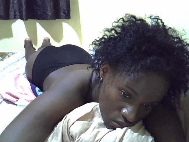 sexxy-maya1 live cam on BongaCams