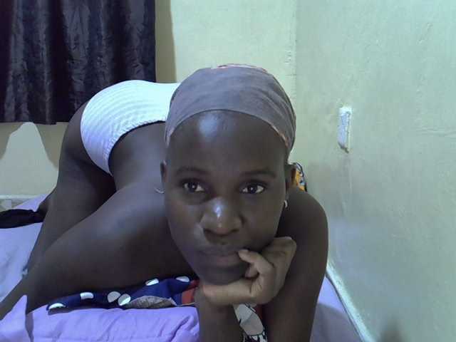 sexxy-maya1 live cam on BongaCams