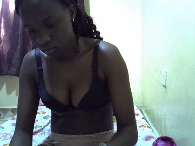 sexxy-maya1 live cam on BongaCams