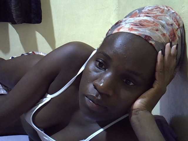 sexxy-maya1 live cam on BongaCams