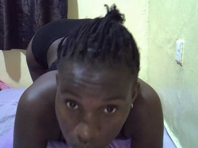 sexxy-maya1 live cam on BongaCams