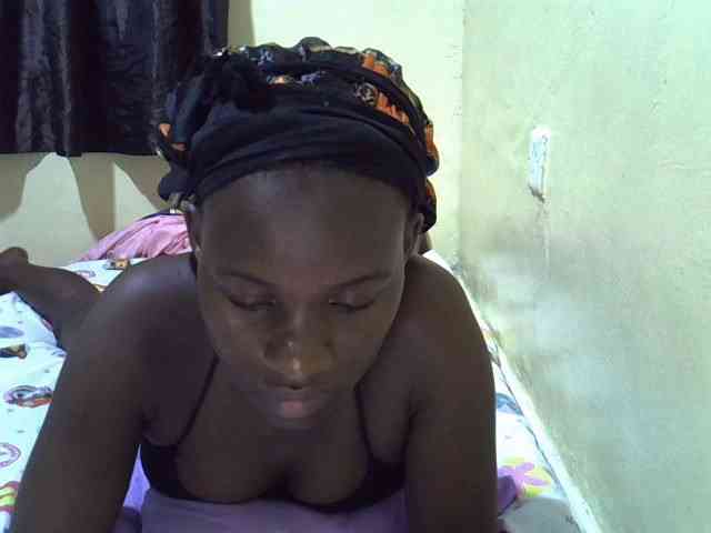 sexxy-maya1 webcam