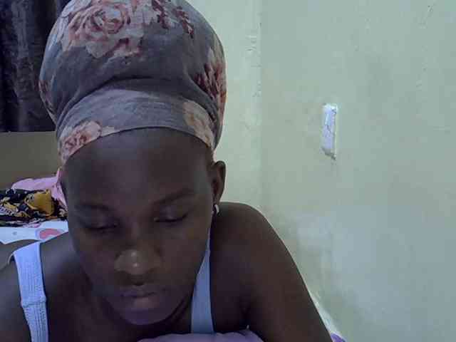sexxy-maya1 webcam