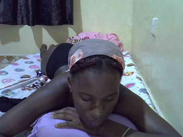 sexxy-maya1 webcam