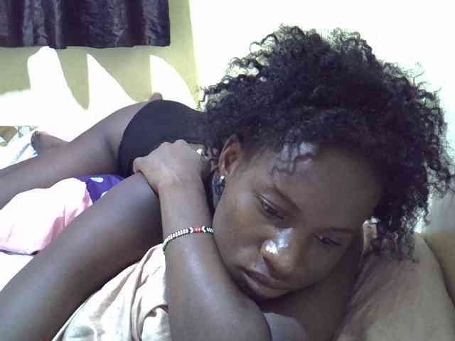 sexxy-maya1 webcam