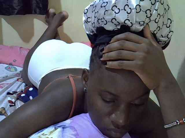 sexxy-maya1 webcam