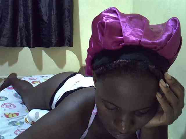 sexxy-maya1 webcam