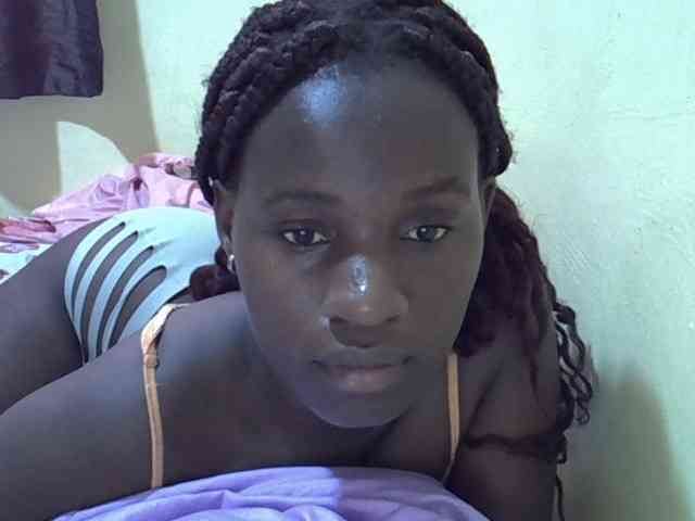 sexxy-maya1 webcam