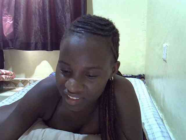 sexxy-maya1 webcam