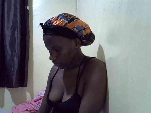 sexxy-maya1 webcam