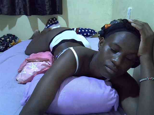 sexxy-maya1 webcam