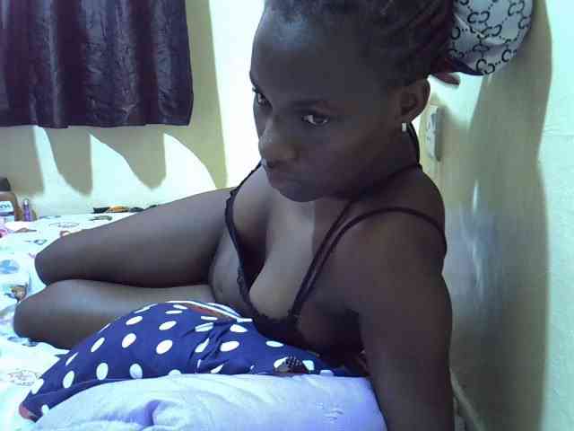 sexxy-maya1 webcam