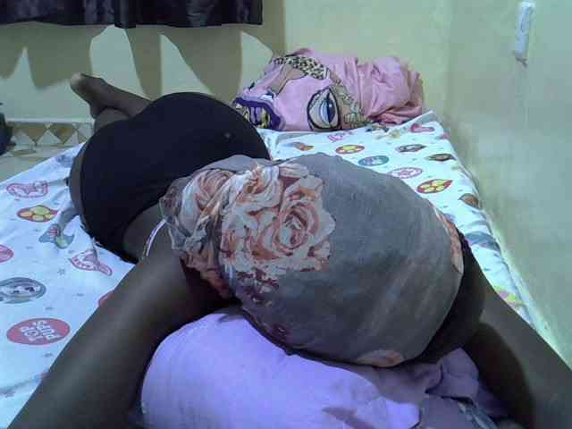 sexxy-maya1 webcam