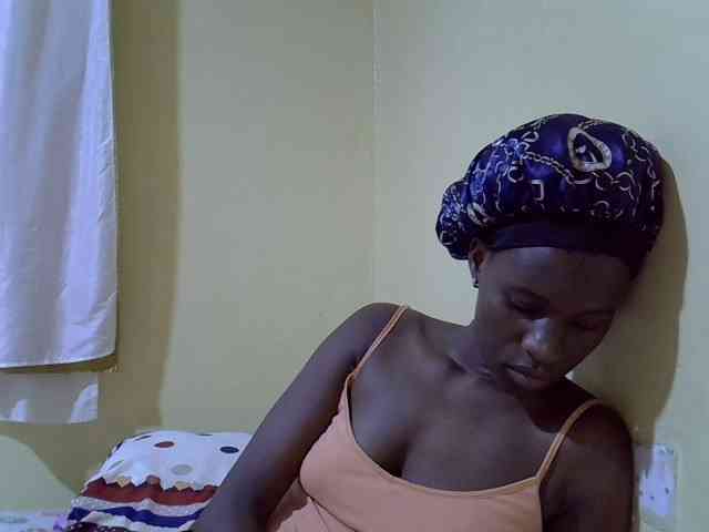 sexxy-maya1 webcam