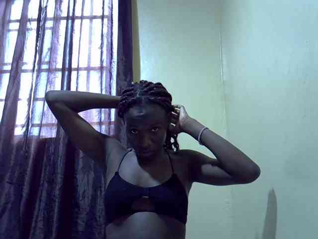 sexxy-maya1 webcam