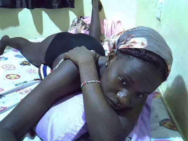 sexxy-maya1 webcam