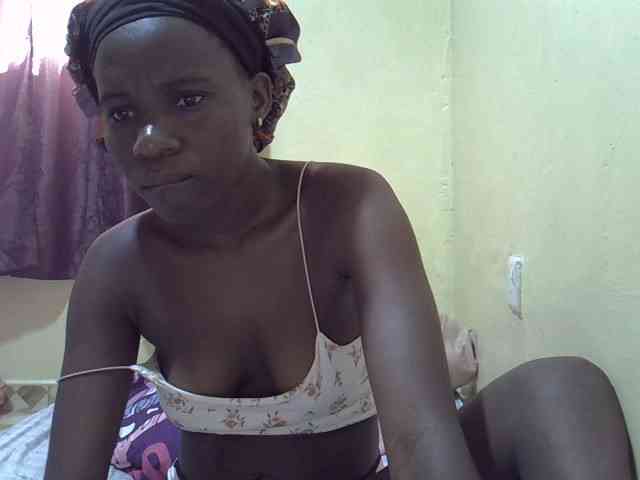 Model: sexxy-maya1