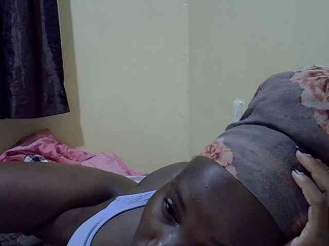 sexxy-maya1 webcam
