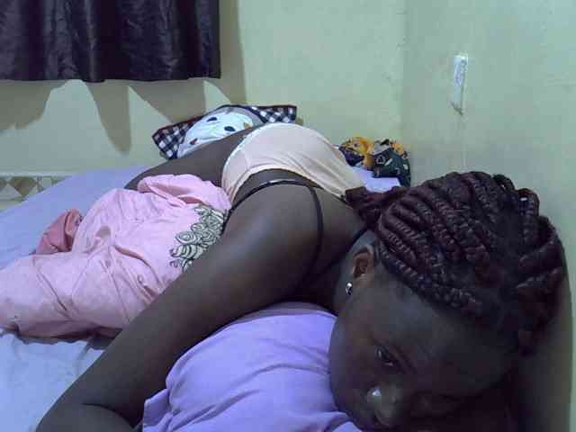sexxy-maya1 webcam