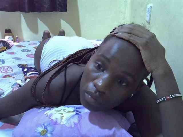 sexxy-maya1 webcam