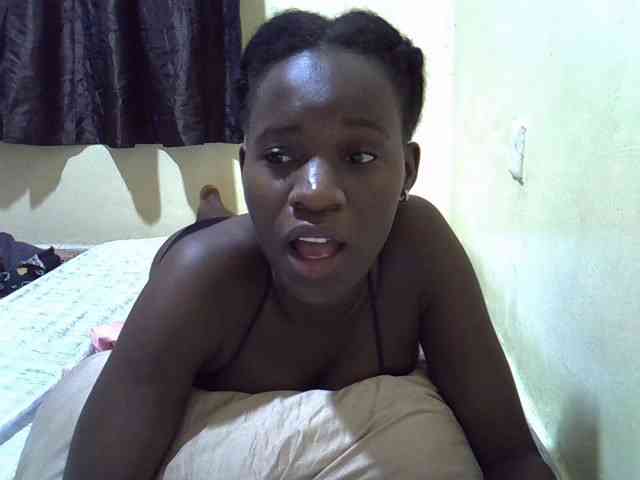 sexxy-maya1 webcam