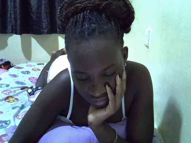 sexxy-maya1 webcam