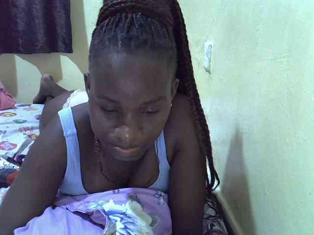 sexxy-maya1 webcam