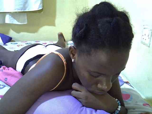sexxy-maya1 webcam