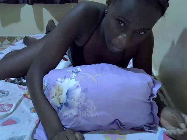 sexxy-maya1 webcam