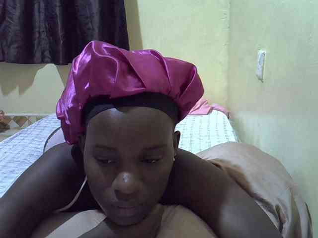 sexxy-maya1 webcam