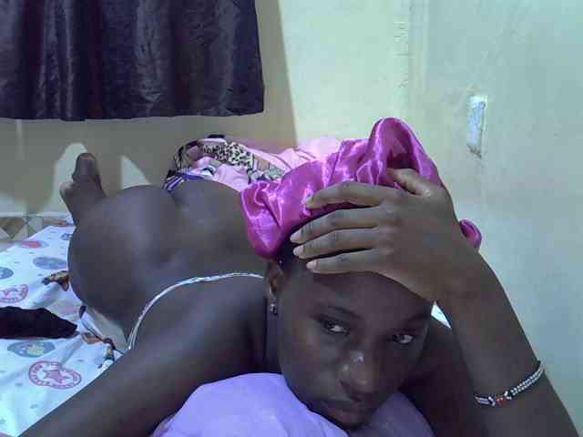 sexxy-maya1 webcam