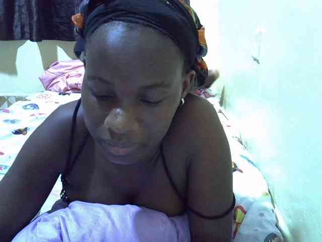 sexxy-maya1 webcam