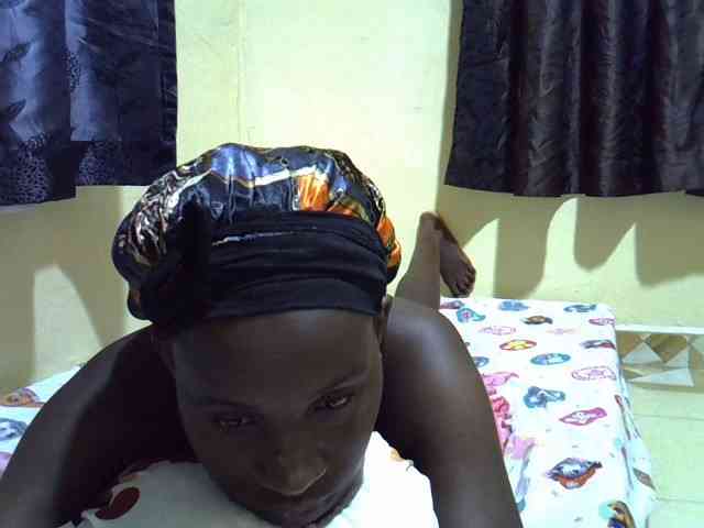 sexxy-maya1 webcam