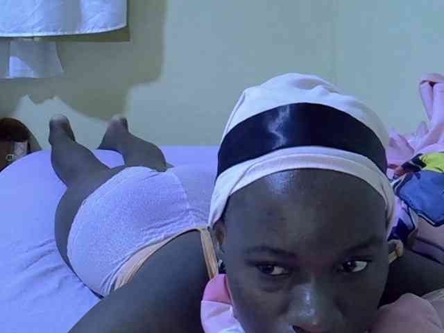 sexxy-maya1 webcam