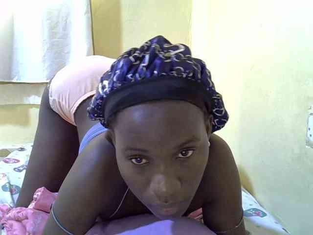 sexxy-maya1 webcam