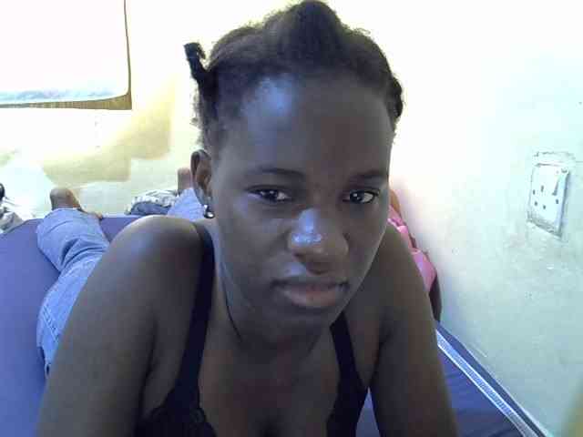 sexxy-maya1 webcam