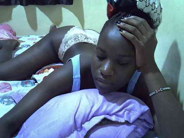 sexxy-maya1 webcam