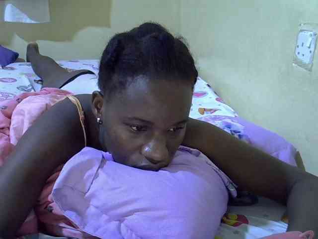 sexxy-maya1 webcam