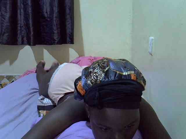 sexxy-maya1 webcam
