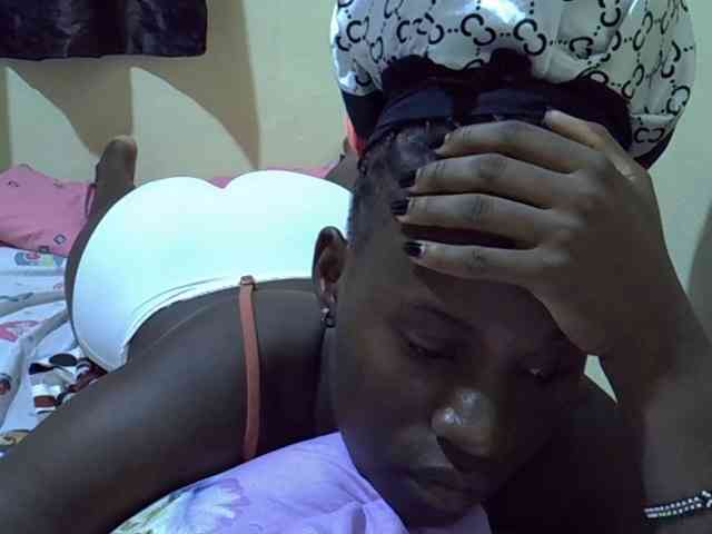 sexxy-maya1 webcam