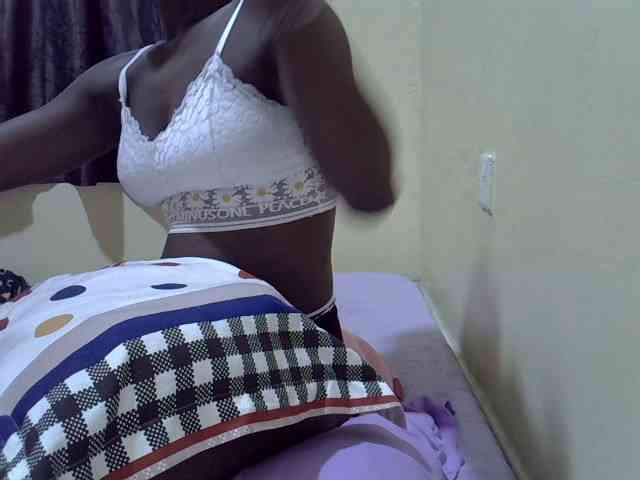 sexxy-maya1 webcam