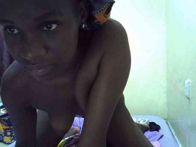 sexxy-maya1 webcam
