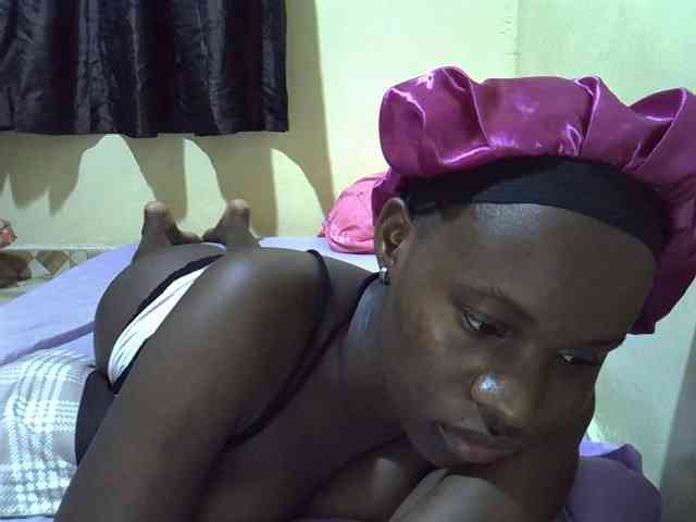 sexxy-maya1 webcam