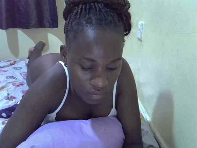 sexxy-maya1 webcam
