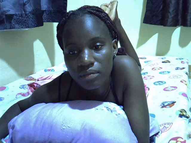 sexxy-maya1 webcam